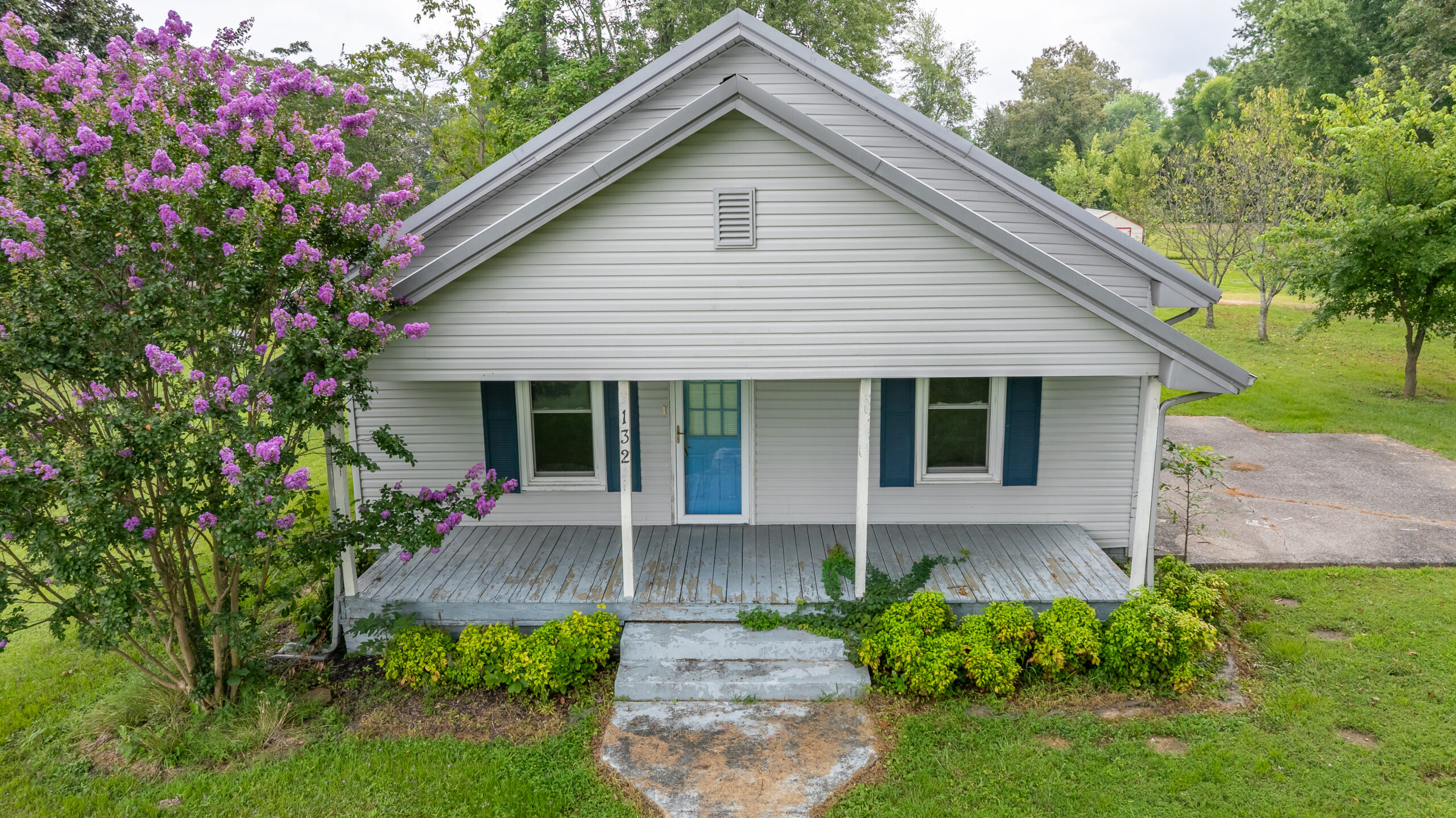 132 Old Madisonville Rd. S Crofton, KY 42217